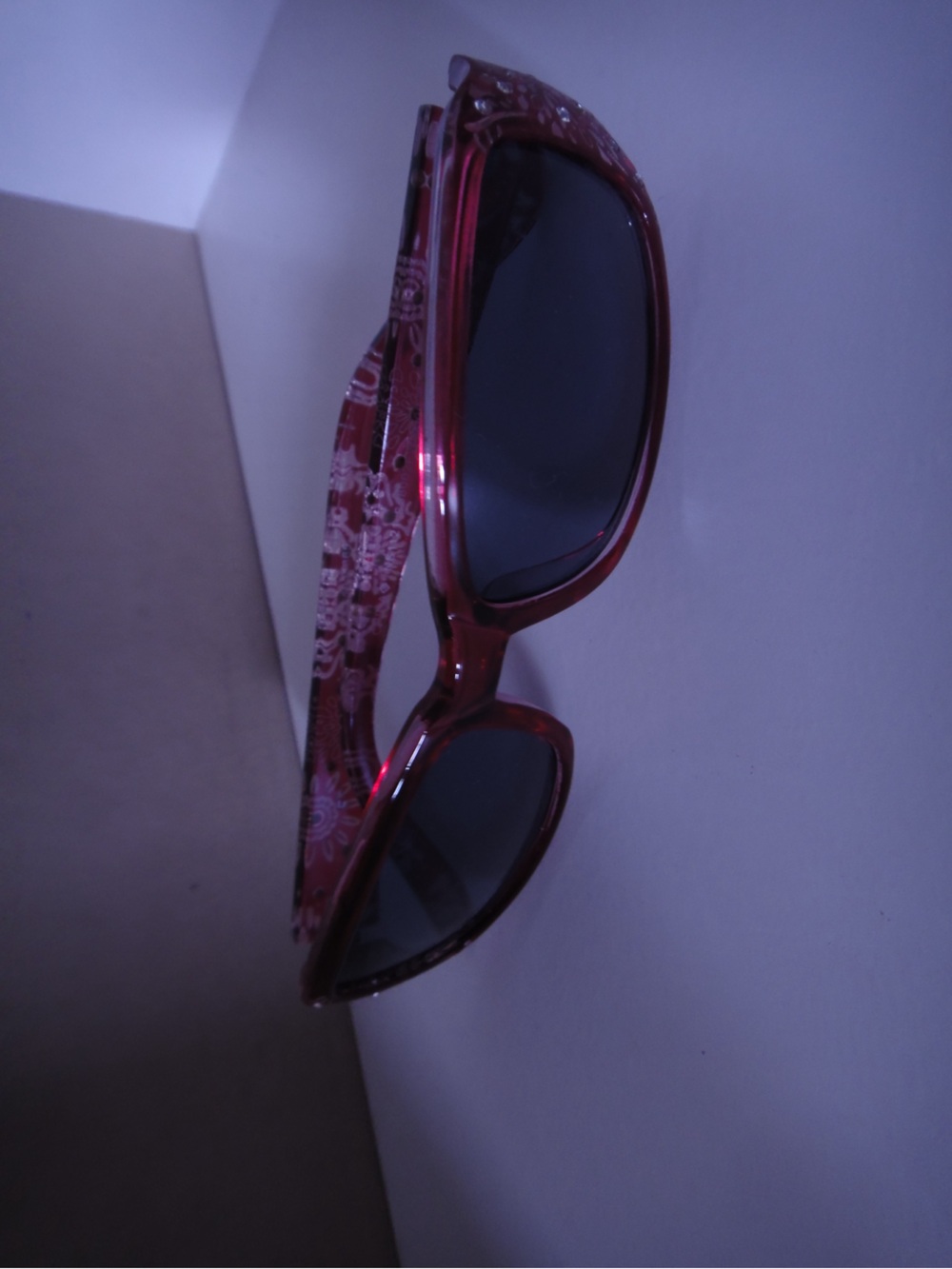 Women's Magenta Red Patterned Sunglasses - Stylish UV Protection